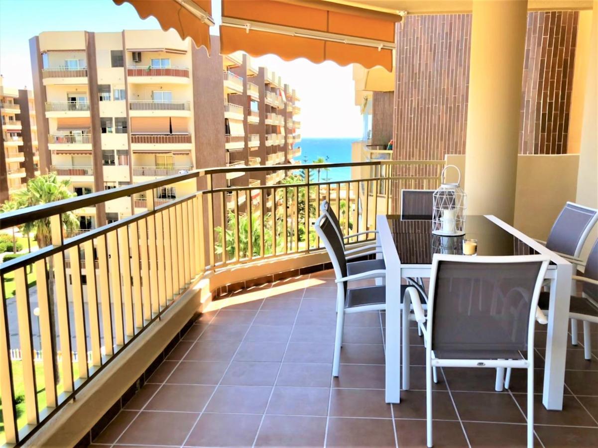 Frente A La Playa Fuengirola Dona Sofia E Apartment Exterior photo