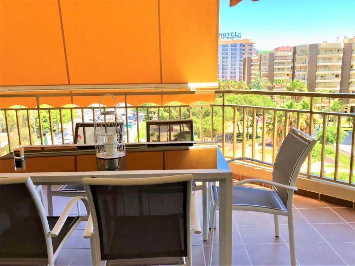 Frente A La Playa Fuengirola Dona Sofia E Apartment Exterior photo